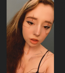 Lavender Snowe Biography